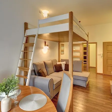 Bily Beranek *