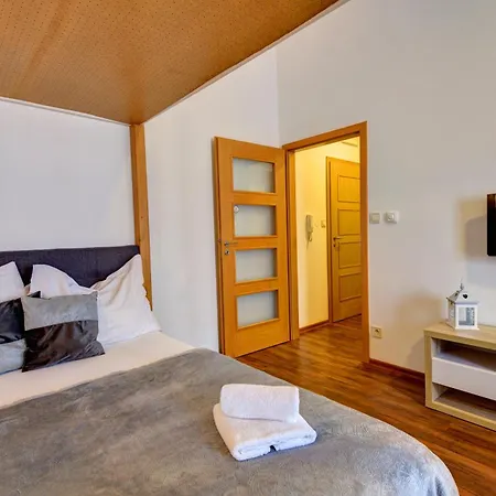 Apartman Bílý Beránek *